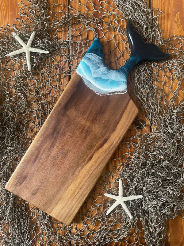 XL Whale Tail Serving Board